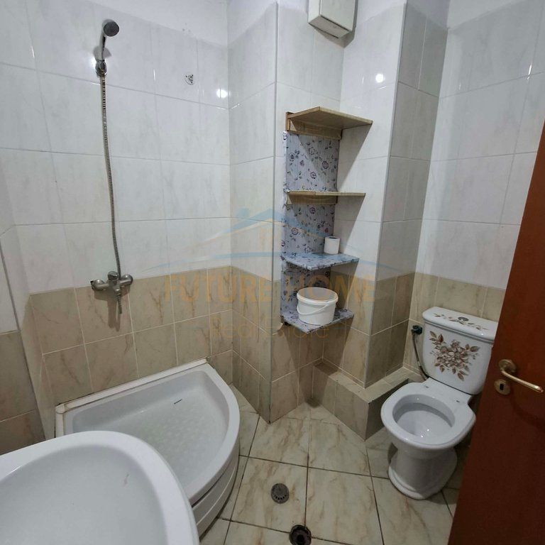 For sale, 2+1 Apartment, Çabej Buildings, Misto Mame