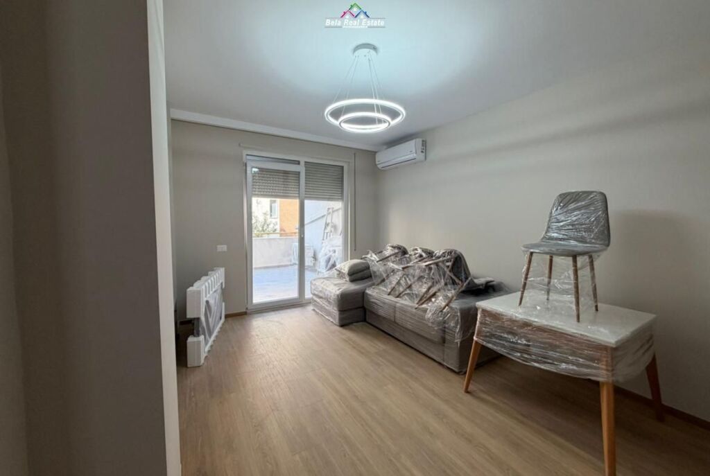 Apartament Me Qera 1+1 Tek Kopshti Zoologjik/Botanik ( ID B2101721) Tirane