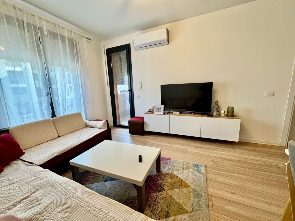 Apartament 1+1 tek Rezidenca Zirkon, prane Oxhakut!
