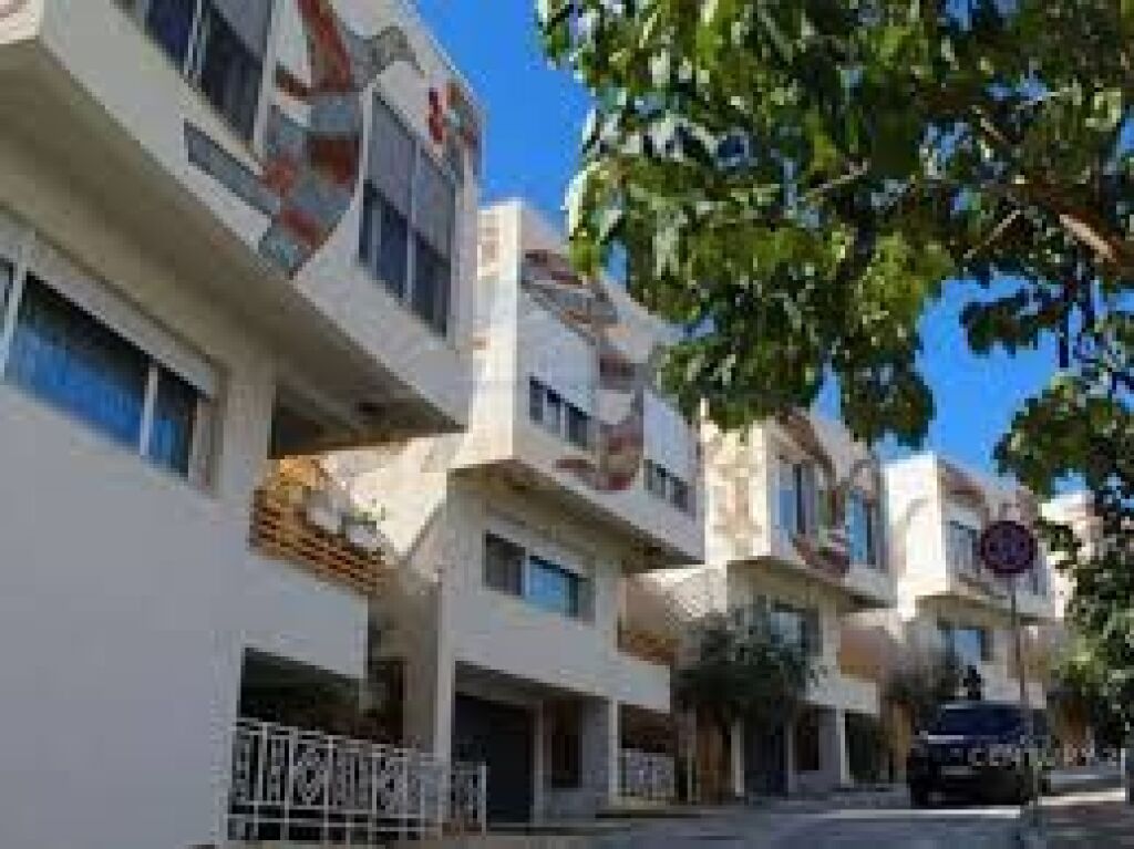In vendita, Appartamento 1+1+Veranda, Kodra e Diellit, Tirana