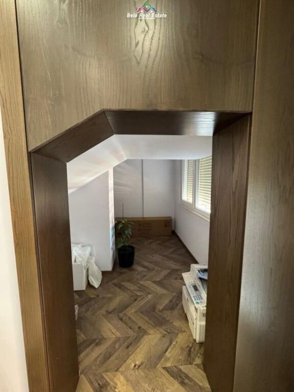 Office For Rent at Golden Park Complex (ID BZ2568) Tirana