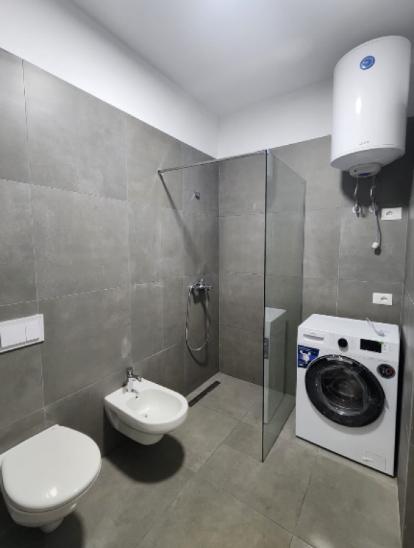 🏡 Apartament 1+1 me Qira – Kompleksi Arlis, Rruga e Dibrës