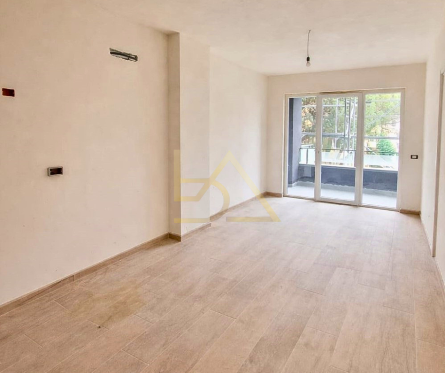 Shitet Apartament – Golem, Durrës