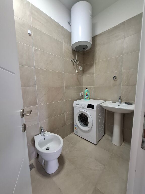 🏠🔥Appartamento 2+1+2+balcone - 📍Accanto a QSUT e vicino alla Facoltà di Medicina
