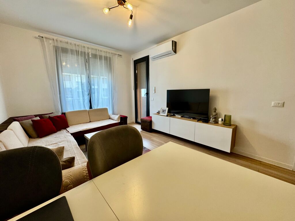 Apartament 1+1 tek Rezidenca Zirkon, prane Oxhakut!
