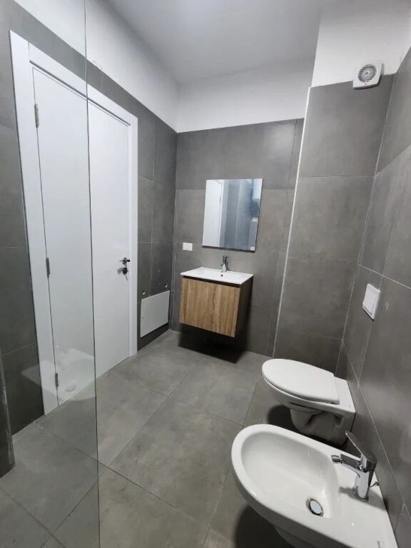 Jepet apartament 1+1 me qira tek Kompleksi Arlis , prane Farmacise 10 .