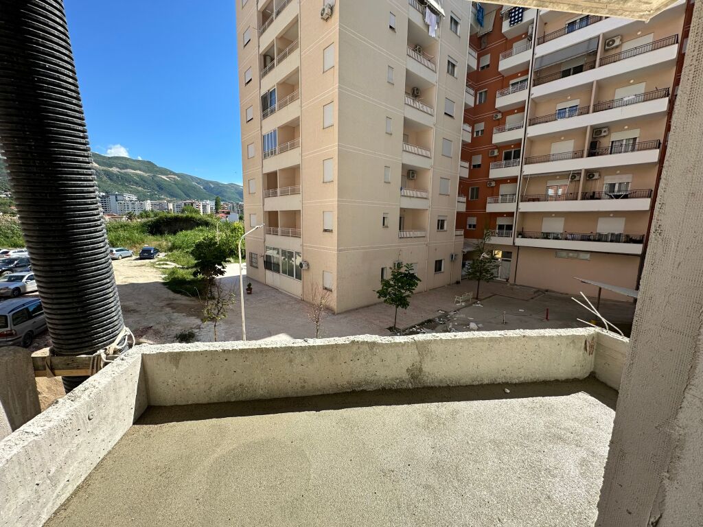 Apartament 1+1 ne shitje Vlore 7 minuta nga lungomare dhe qendra