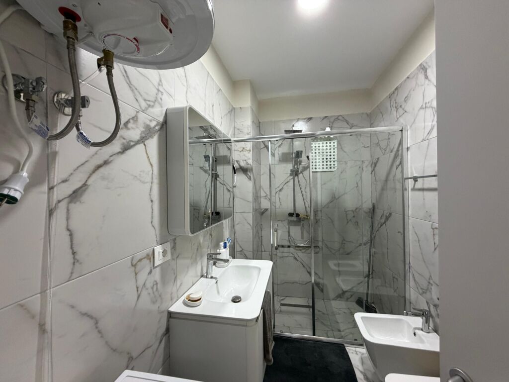 Apartment 1+1 for sale in Golem !