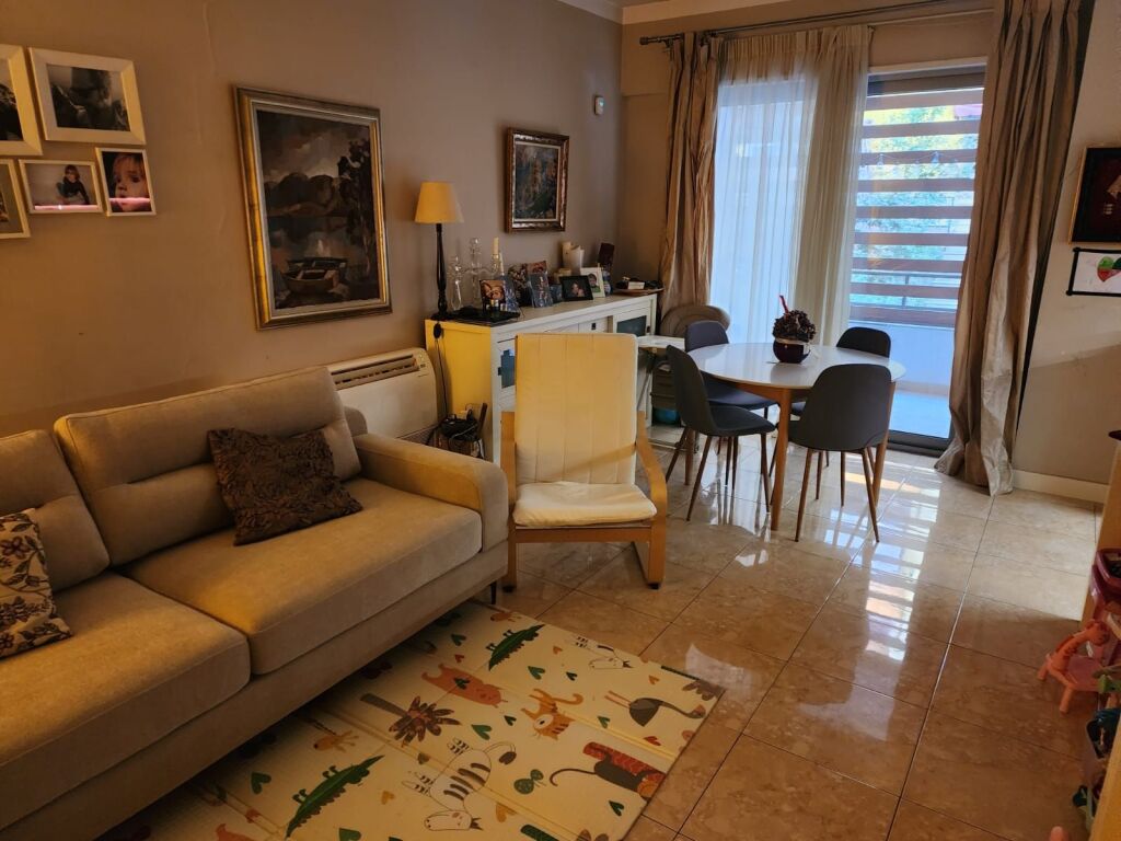 For rent 2+1+2 at Liqeni i Thate without fireplace