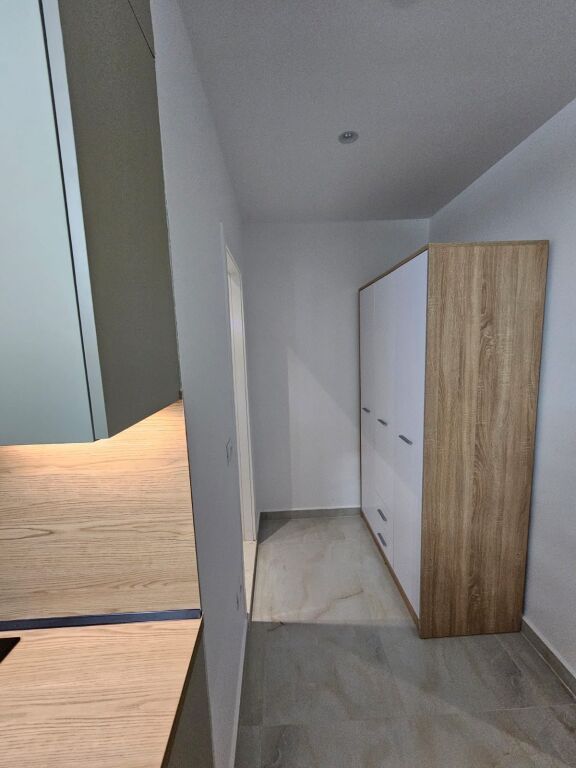 Apartment 1+1 for rent. 5 Maji Street Tirana