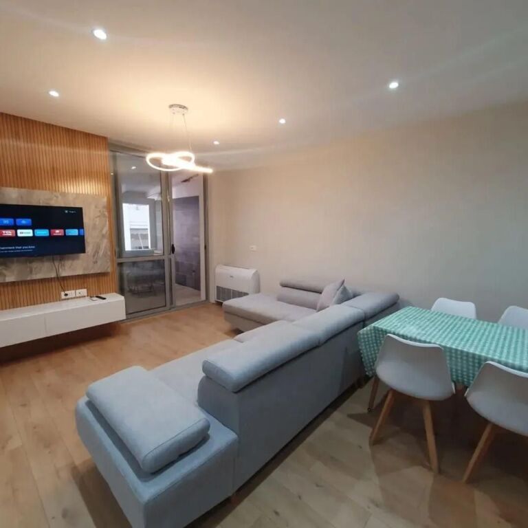 Apartament 2+1 ne Bulevardin Vlore-Skele