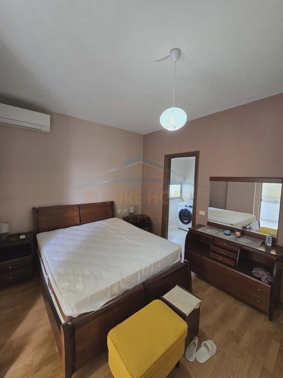 Shitet, Apartament 2+1+2, Unaza e Re 145,000 €