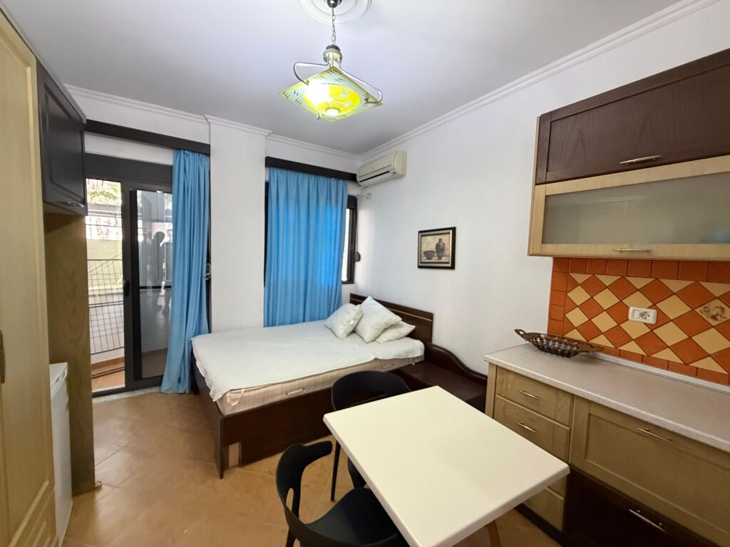 Studio apartment for rent 2 million and a half lek per year