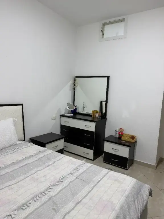 Qera | Apartament 2 + 1 | Unaza e Madhe | 500 €/muaj