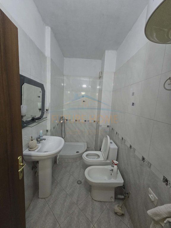 Shitet, Apartament 2+1+2, Unaza e Re 145,000 €