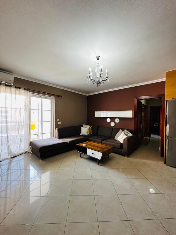 🏡 Jepet me qira apartament modern 2+1 te Pallati me Shigjeta