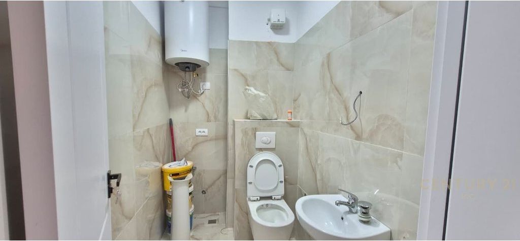 Apartment 2+1+2 for sale near Boulevard Jeanne D’Arc, close to the Ministry of Foreign Affairs,
