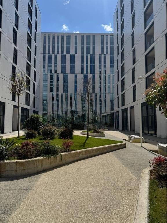 We offer for rent Apartment 2+1+2 + Parking Spot in the “Akses Tirana” Complex 700 € /Month