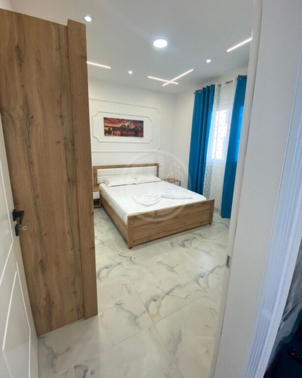 🏡 Jepet me Qira Apartament 2+1 – Kati i pare i një Vile Lagjja 17 Durres