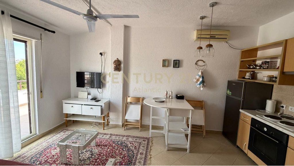 Apartament 1+1 Pamje Deti Për Shitje  + 49m2 Verande Iliria Durres