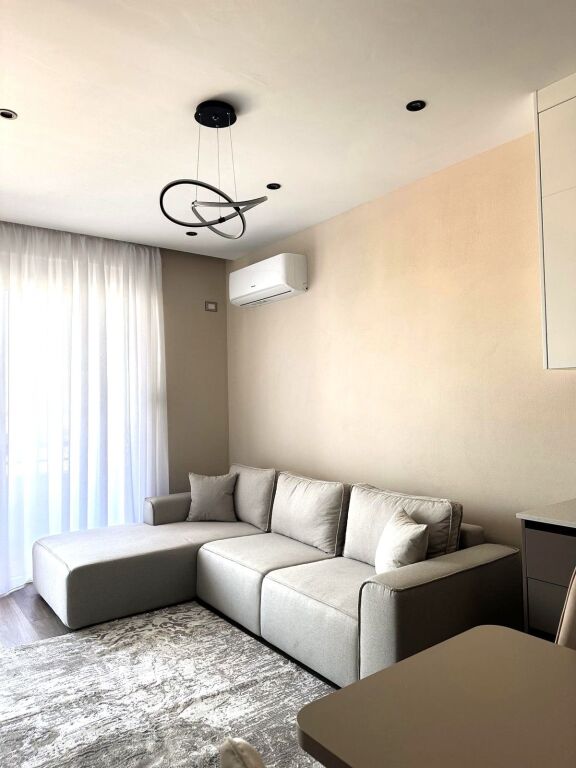 🏡 SUPER APPARTAMENTO 2+1 IN AFFITTO, AL TERMINAL VICINO A CASA ITALIA🏡, 750 mila lek