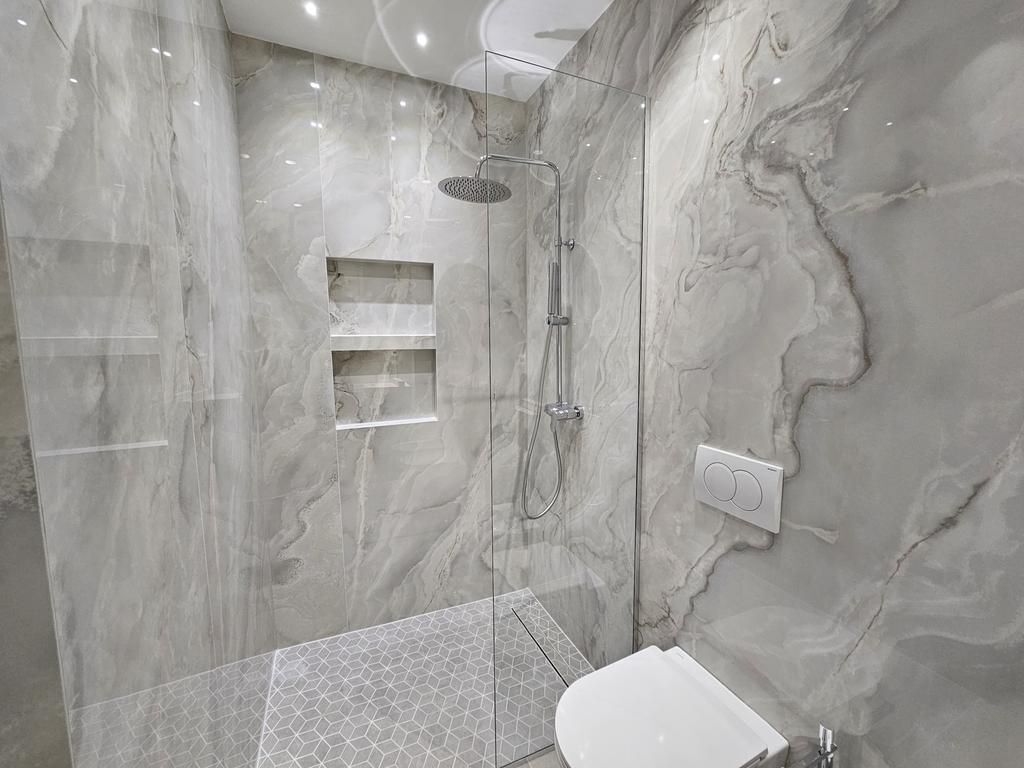 Shesim Apartament Luksoz 2+1+2 ne Rezidencen Lake View.