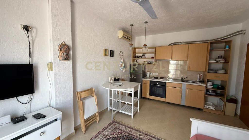 Apartament 1+1 Pamje Deti Për Shitje  + 49m2 Verande Iliria Durres