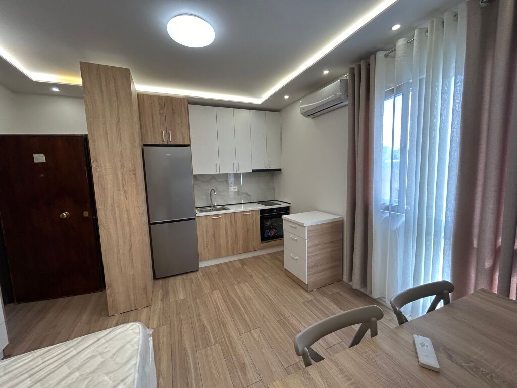GAROSNIERE FOR RENT