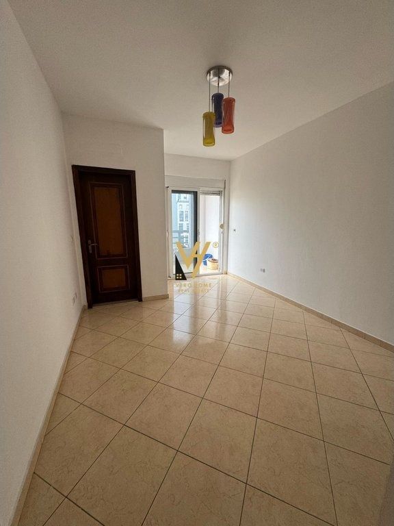 EKSLUZIVE! SHITET APARTAMENT 2+1+2+BLK TE PAZARI I RI 240.000 EURO