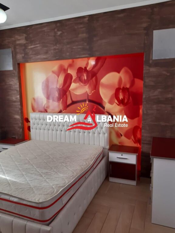 Second floor 2+1 apartment for rent at Bulevardi i Ri near the electric substation (ID 4251453)