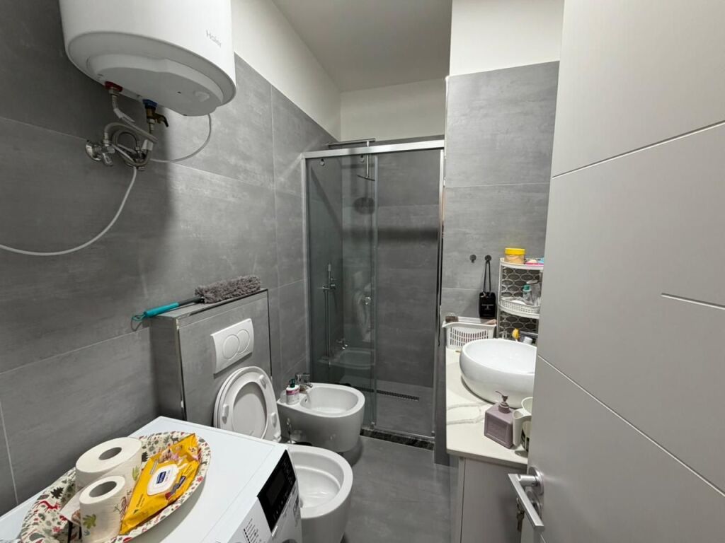 🏡 Shitet Apartament 1+1 📍 Zona e Linzes– Rr. “Baftijar Lici”  ▫️💶 Çmimi: 105.000 €  📩 Për info ose vizitë, kontaktoni në