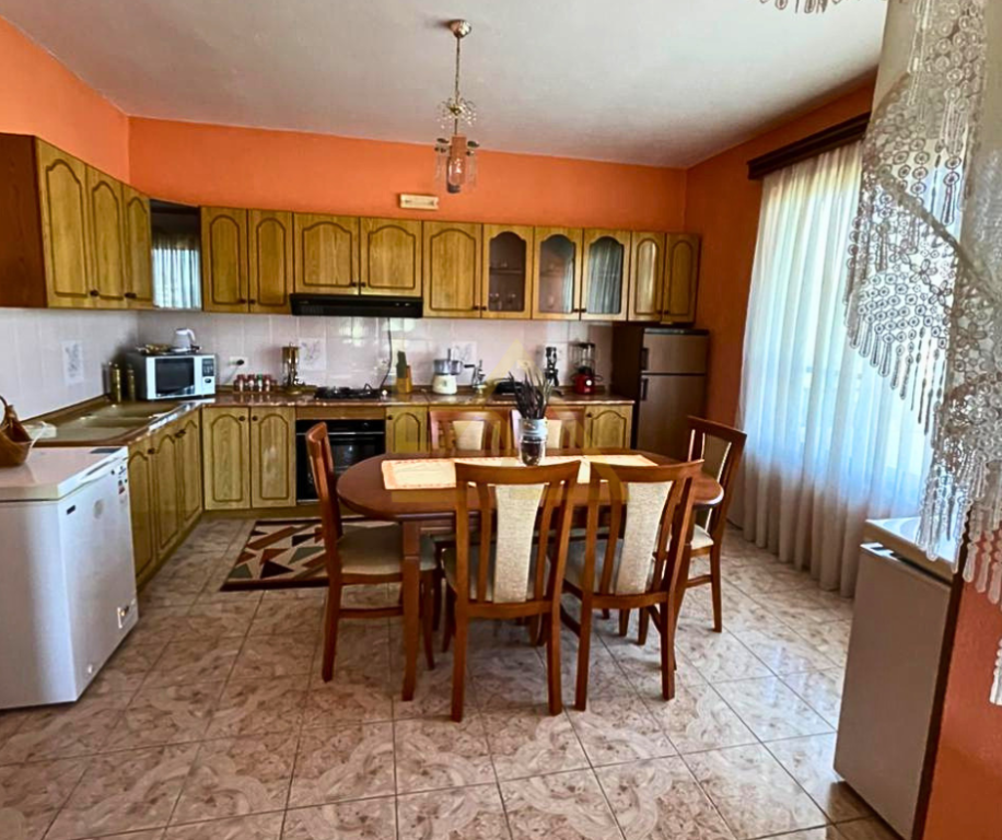 Shitet Vilë – Plepa, Durrës