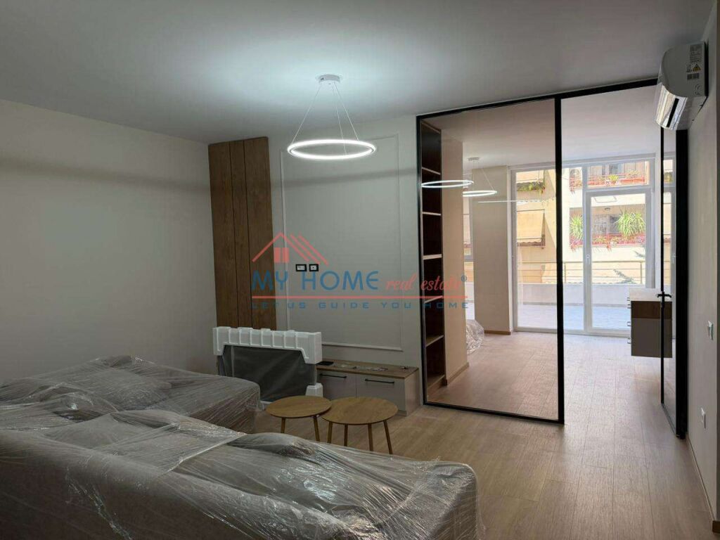 Apartament 1+1+Verande me qera tek Liqeni Artificial ne Tirane