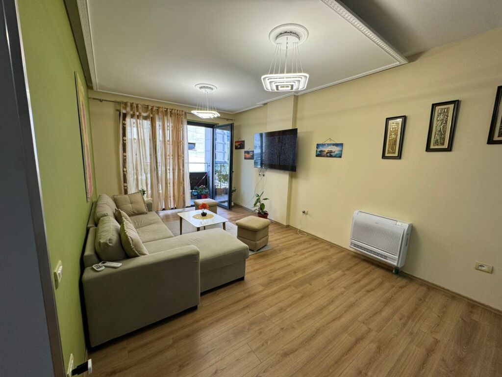 Apartament për qera 2+1+2 –  Liqeni i Thatë