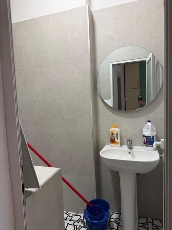 SHITET GARSONIERE 41 M2 NE GOLEM 65.600 EURO