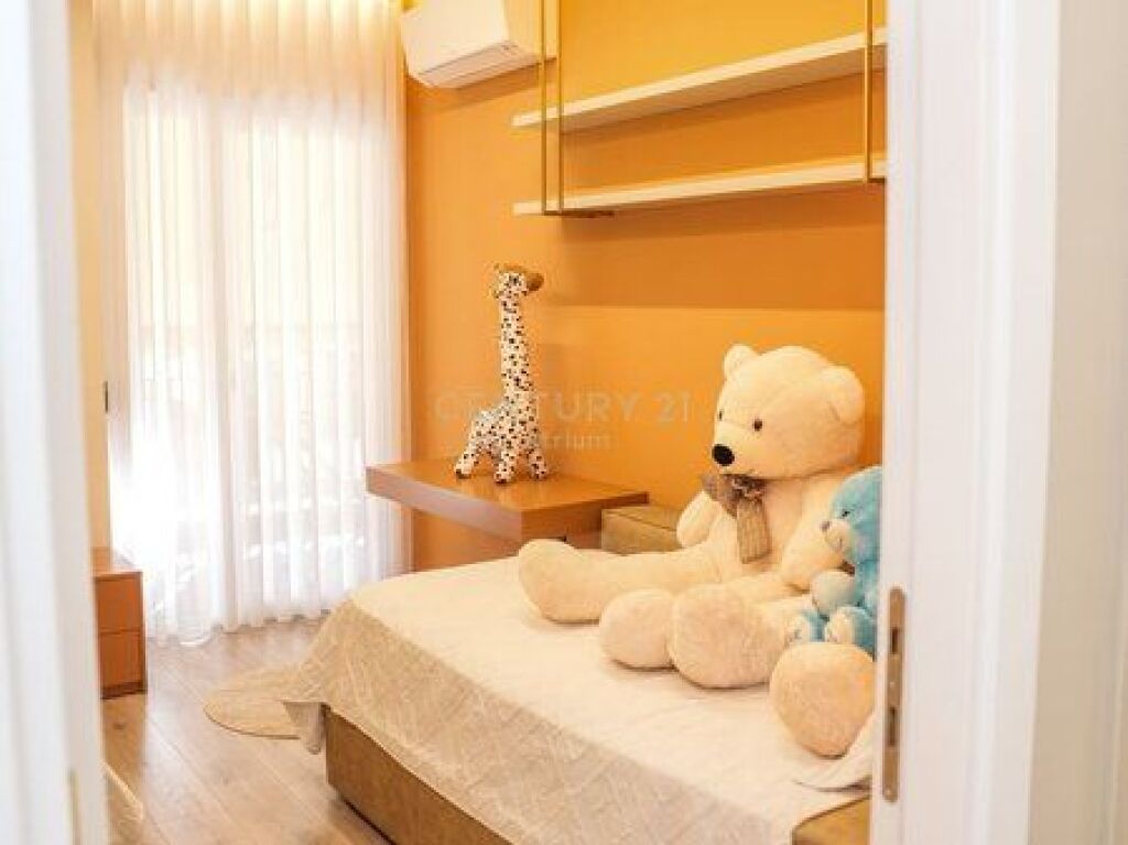 SHITET APARTAMENT 2+1+2GARAZHE TEK RESIDENCA RELUX NE SHKOZE!