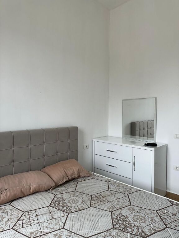 Appartamento 2+1 ad Astir 500€