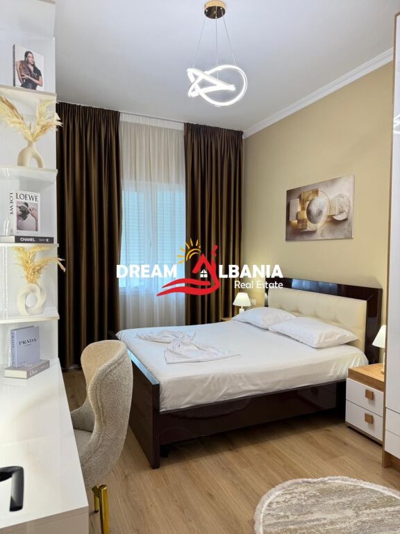 Apartment 1+1 with Parking Space for Rent at the Botanical Garden-Tirana (ID 42111580)
