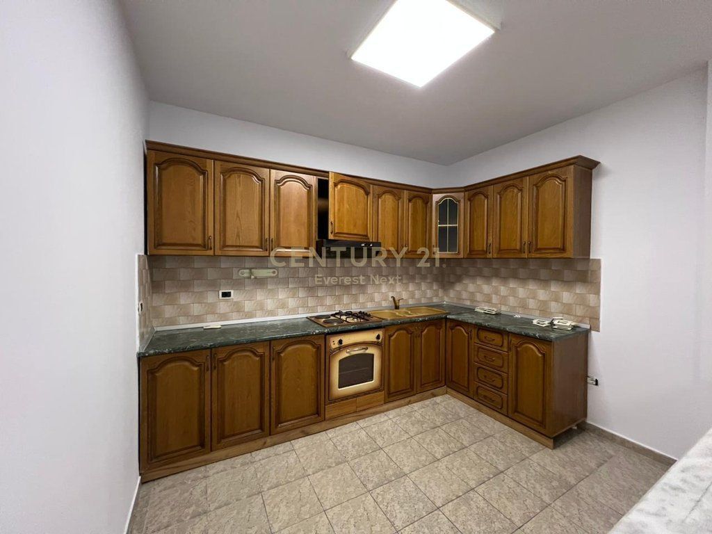 Office space for rent in the Blloku area