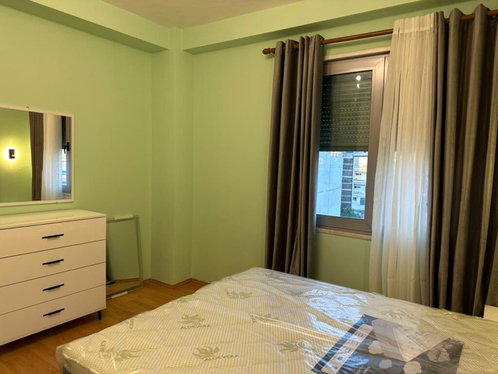 For rent 1+1+parking 650€ Train Station