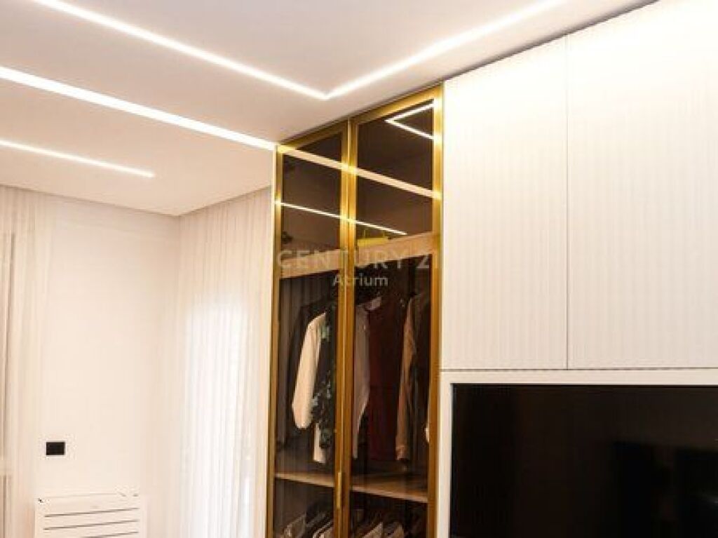 SHITET APARTAMENT 2+1+2GARAZHE TEK RESIDENCA RELUX NE SHKOZE!
