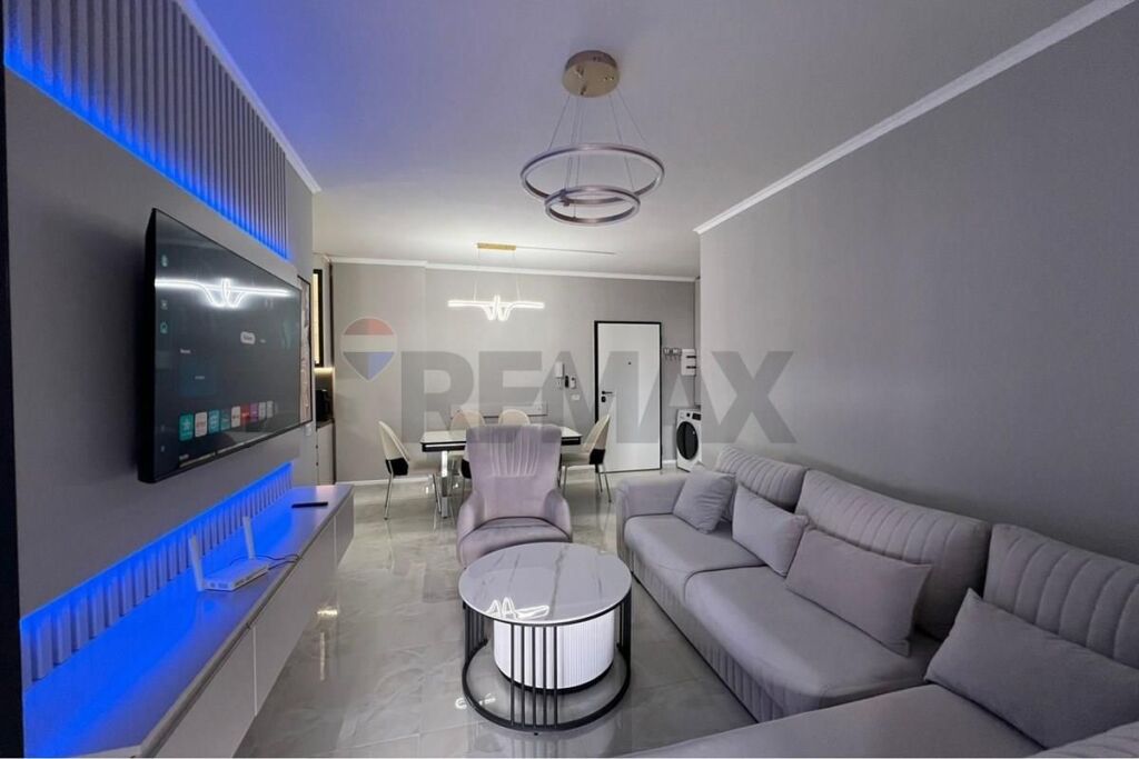 APARTAMENT 2+1 LUKSOZ NE SHITJE