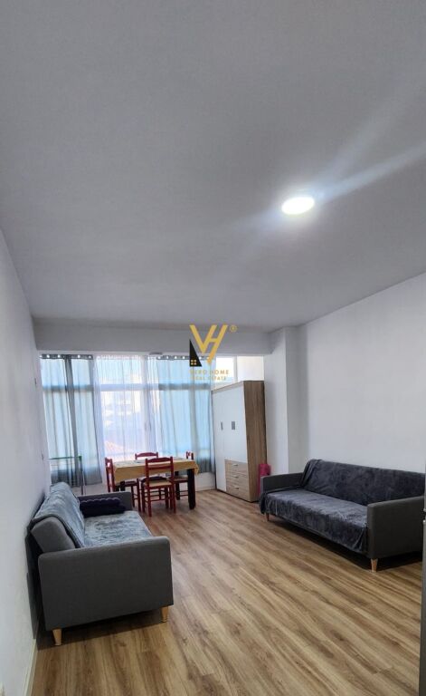 SHITET GARSONIERE 41 M2 NE GOLEM 65.600 EURO