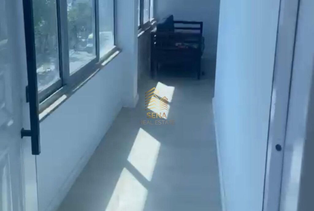 Rent, Business Premises 2+1, Sauk, 80,000 Lek/month