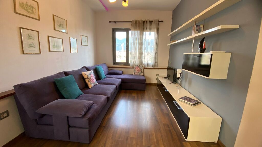 Apartament - Për QIRA  2+1 TE PAZARI I RI