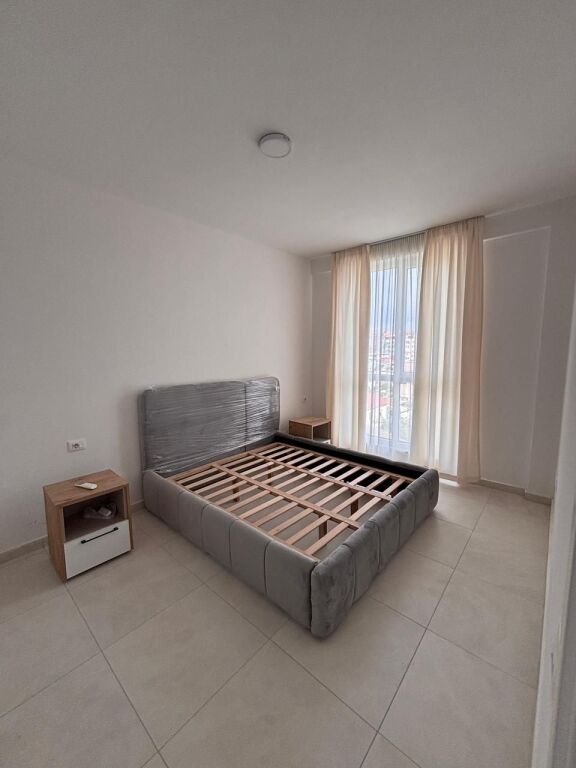 🏡 Jepet me qera apartament 2+1+2 📍 Adresa: Siri Kodra, Rruga Besa, Tirana💰 Çmimi: 70,000 lek/muaj