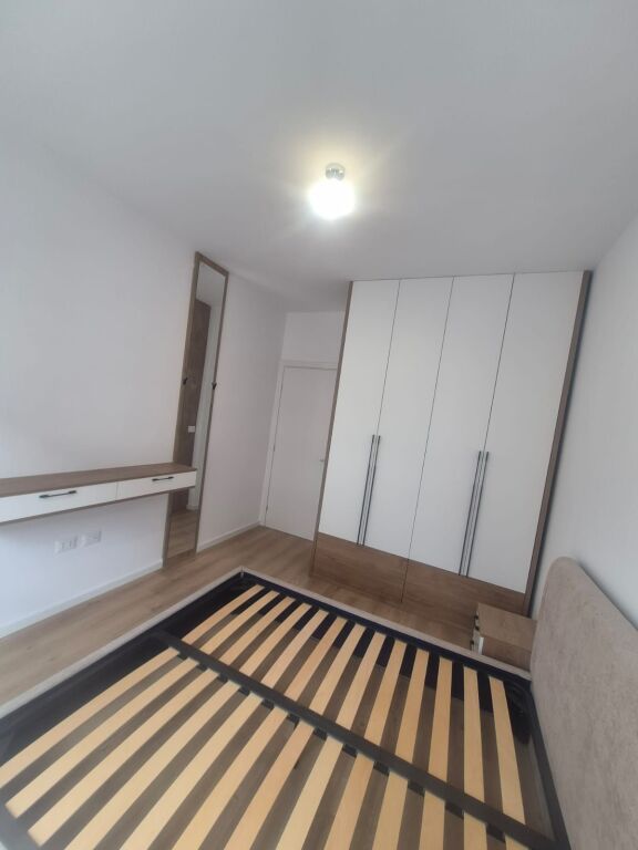 Jepet me qira apartament 1+1