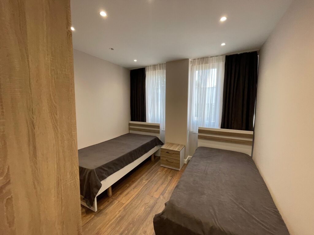 Apartament 2+1+2 ,Sauk i ri Ngjit me Akademik e Policise!