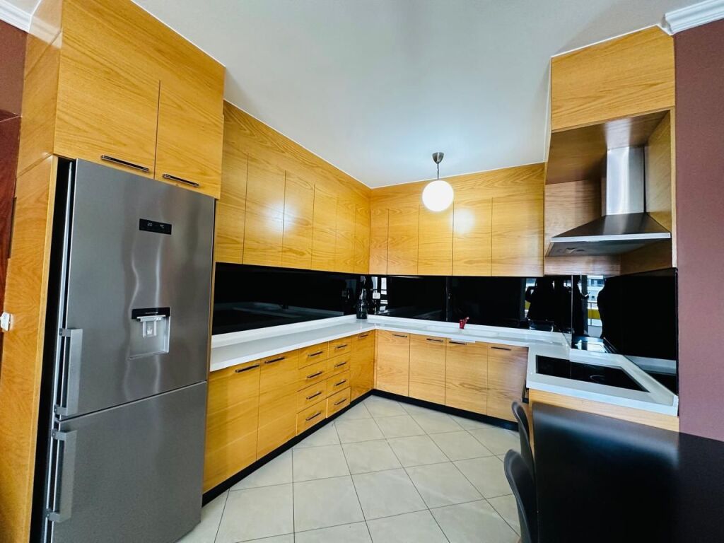 🏡 Jepet me qira apartament modern 2+1 te Pallati me Shigjeta