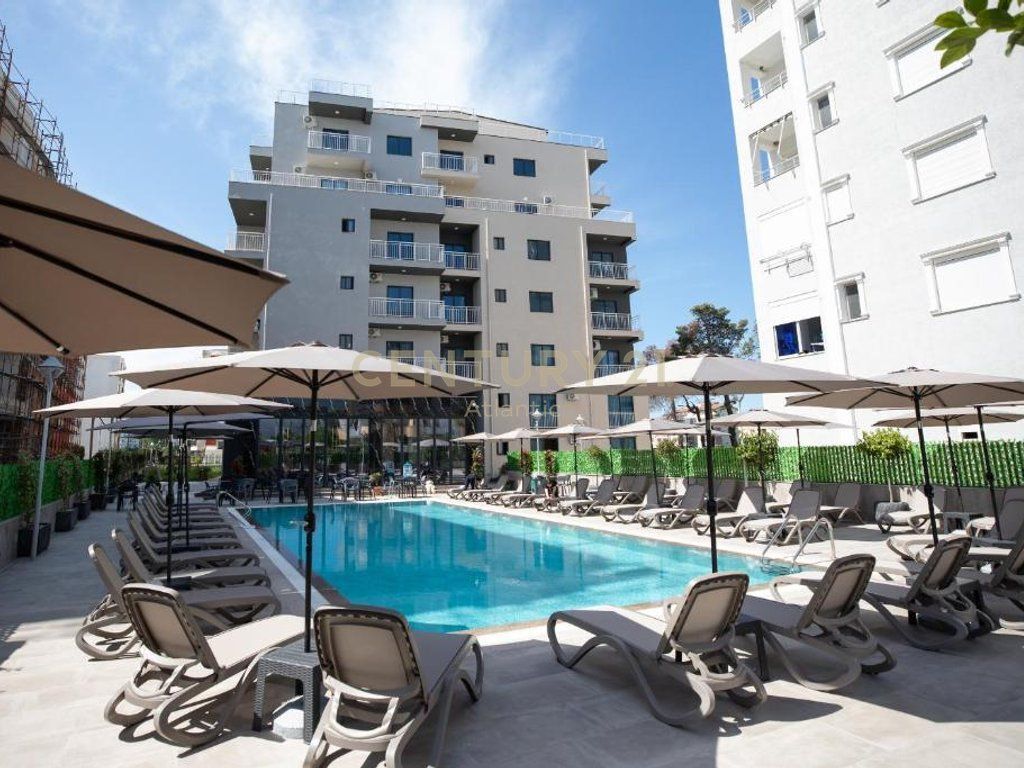 Apartament 1+1 për Shitje në Malin e Robit, Ndërtim i Ri me Pishinë